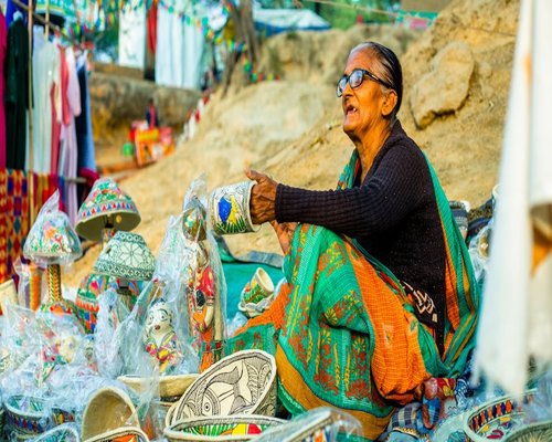 Sklenice s vodou a citronem